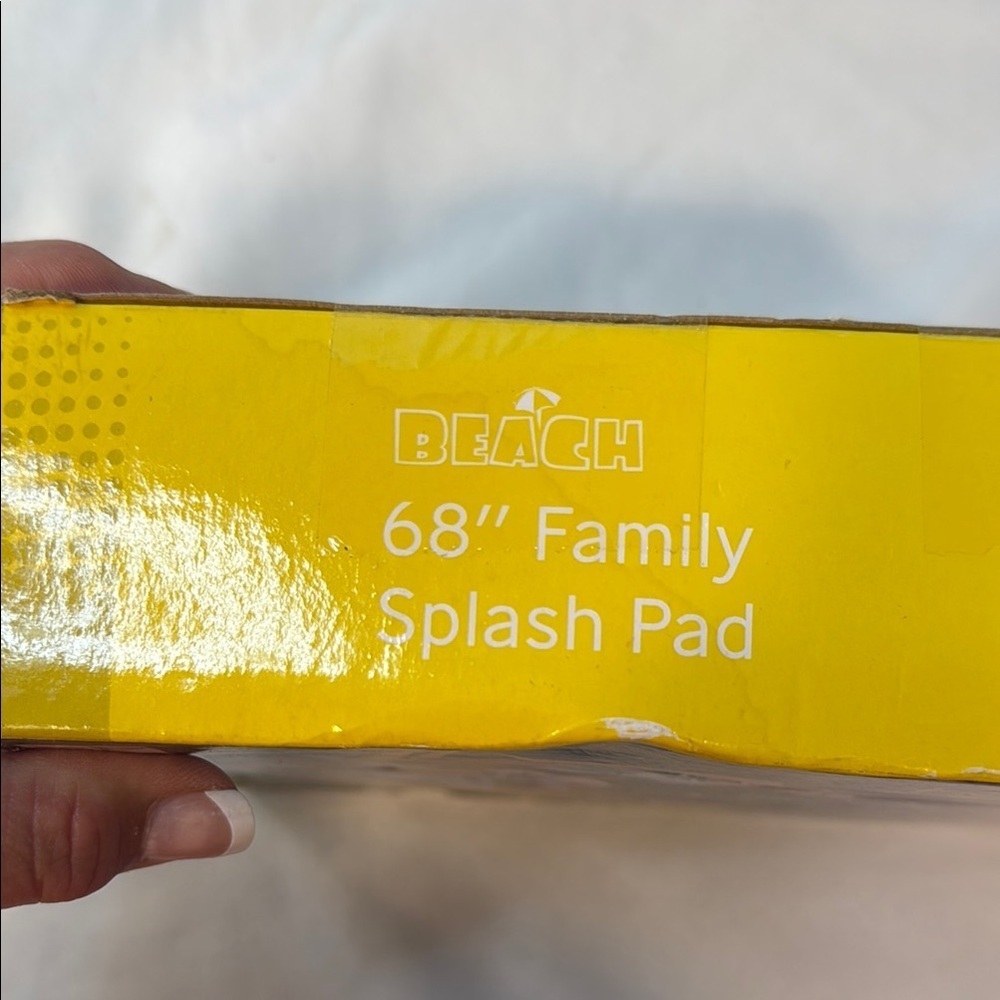 Crane 68" Family Splash Pad, Beach, New in Box - Picture 4 of 7